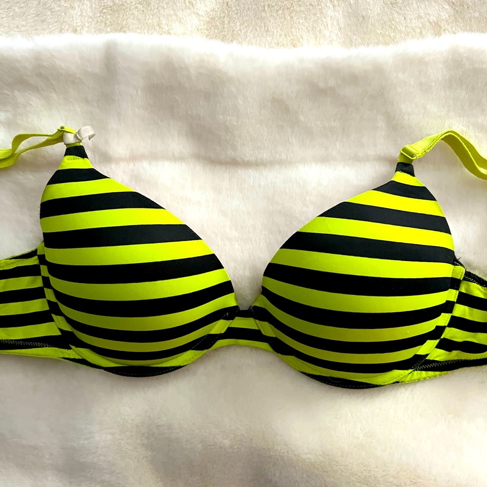 PINK Push-up Bra